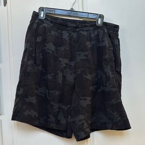 Mens lululemon 9" pace breaker shorts